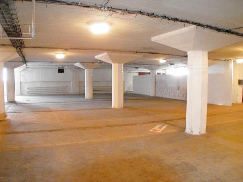 Pronájem skladu, Praha - Holešovice, 200 m2