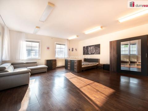 Pronájem bytu 2+kk, České Budějovice - České Budějovice 7, Lidická tř., 58 m2