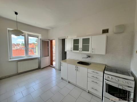 Prodej bytu 3+1, Hodonín, Pr. Veselého, 84 m2