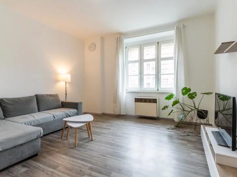 Prodej bytu 2+1, Praha, 5. května, 50 m2