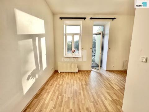 Pronájem bytu 1+kk, Praha - Ruzyně, Drnovská, 26 m2