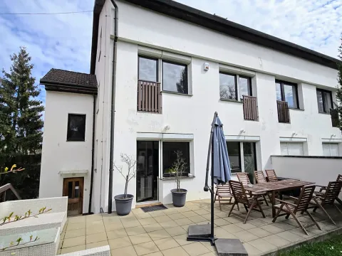 Pronájem rodinného domu, Praha - Braník, U háje, 360 m2