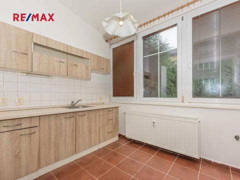 Pronájem bytu 1+1, Plzeň, Skvrňanská, 38 m2