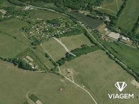 Prodej pole, Březůvky, 1014 m2