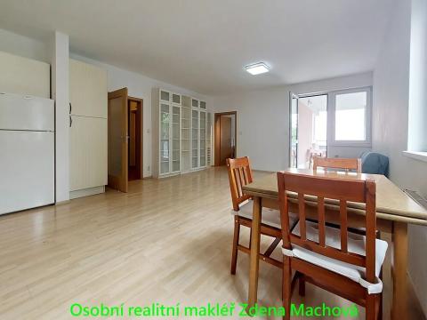 Pronájem bytu 2+kk, Praha - Strašnice, Gutova, 80 m2