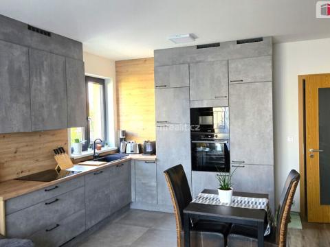 Pronájem bytu 3+kk, Kralupy nad Vltavou - Lobeček, J. Wolkera, 64 m2