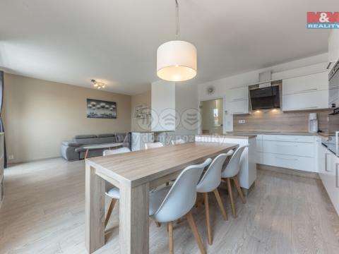 Prodej bytu 3+kk, Mladá Boleslav - Mladá Boleslav III, U Kasáren, 74 m2
