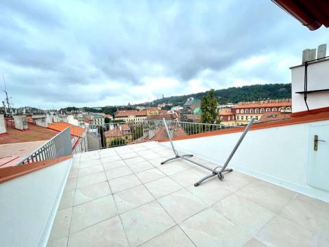 Pronájem bytu 3+kk, Praha - Střešovice, Pod Andělkou, 118 m2