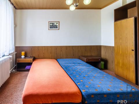 Pronájem atypického bytu, Praha - Dolní Chabry, 22 m2