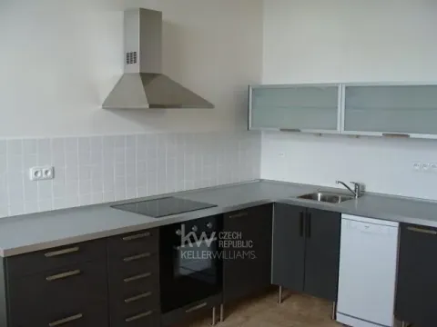 Pronájem bytu 3+kk, Tábor, nám. F. Křižíka, 60 m2