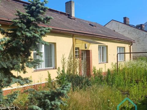 Prodej rodinného domu, Ostrava - Hulváky, Oborného, 150 m2
