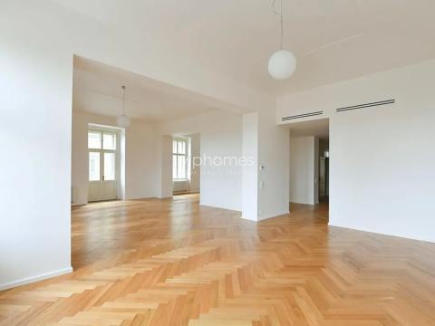 Pronájem bytu 4+kk, Praha - Smíchov, Janáčkovo nábřeží, 250 m2