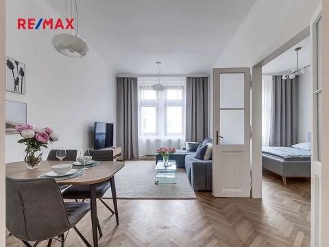 Pronájem bytu 3+1, Praha - Libeň, Sokolovská, 83 m2