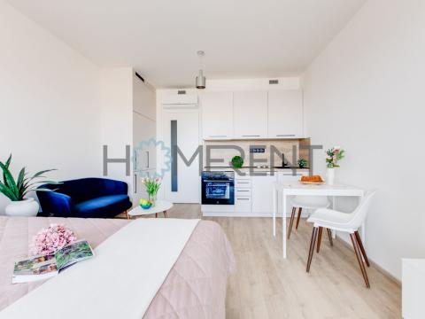 Pronájem bytu 1+kk, Praha - Žižkov, Šrámkové, 29 m2