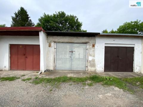 Prodej garáže, Karlovy Vary - Stará Role, Dlouhá, 23 m2