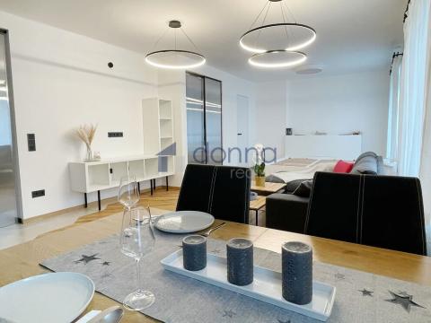 Pronájem bytu 1+kk, Praha, Bělocerkevská, 62 m2