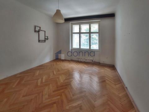 Pronájem bytu 3+1, Praha, Madridská, 85 m2