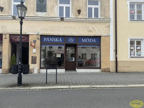 Pronájem obchodního prostoru, Kroměříž, Riegrovo náměstí, 101 m2
