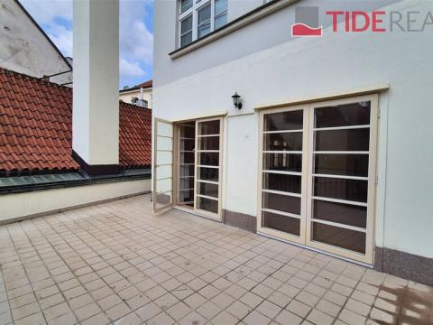 Pronájem bytu 1+kk, Praha, Staroměstské náměstí, 25 m2