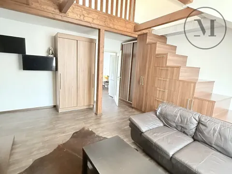 Pronájem bytu 2+1, České Budějovice, Skuherského, 75 m2