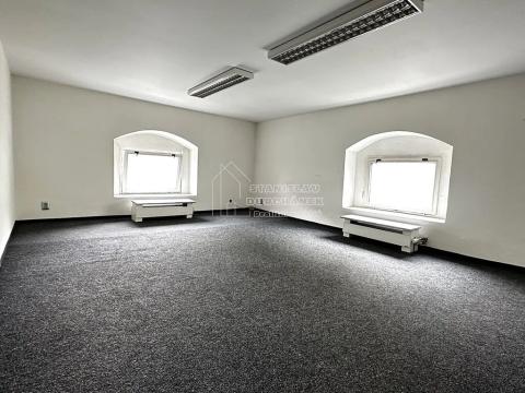 Pronájem kanceláře, Praha - Karlín, Thámova, 23 m2