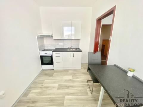 Pronájem bytu 1+1, Olomouc, Stiborova, 34 m2