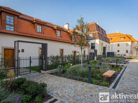 Pronájem bytu 3+kk, Praha - Troja, Pod Havránkou, 126 m2