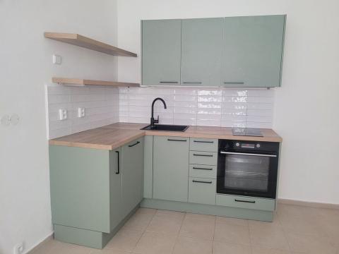 Pronájem bytu 3+kk, Tábor, Koželužská, 77 m2