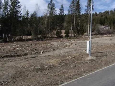 Dražba pozemku, Loučovice, 1802 m2