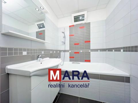 Pronájem bytu 2+1, Olomouc, Sienkiewiczova, 52 m2