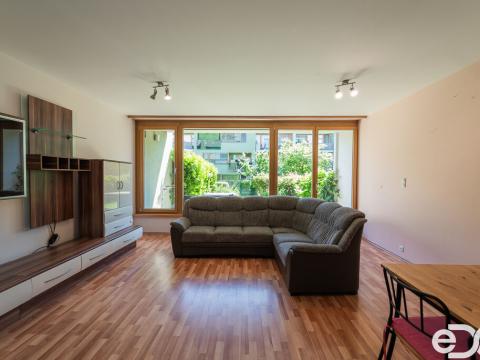 Pronájem bytu 3+kk, Praha, Břežánecká, 84 m2
