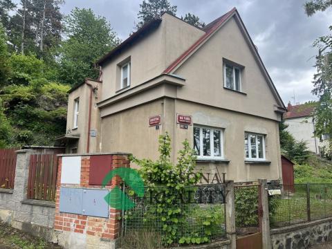 Prodej rodinného domu, Praha - Modřany, Na Floře, 285 m2