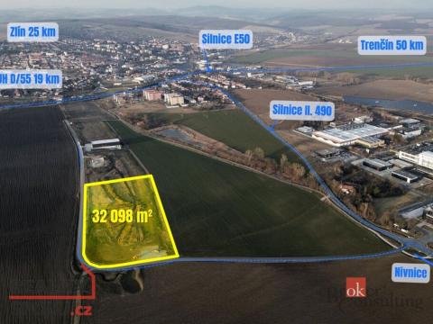 Prodej komerčního pozemku, Uherský Brod, Škrlovec, 32098 m2