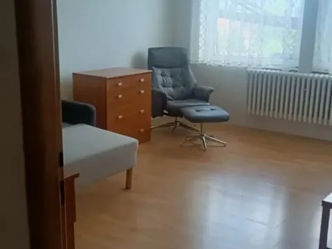 Pronájem pokoje, Praha - Kobylisy, Klapkova, 14 m2