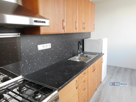 Pronájem bytu 3+1, Břeclav - Charvátská Nová Ves, Na Valtické, 68 m2