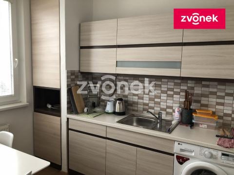 Pronájem bytu 2+1, Zlín, Budovatelská, 43 m2