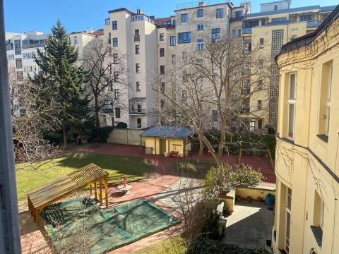 Prodej bytu 2+kk, Praha - Holešovice, Dobrovského, 62 m2
