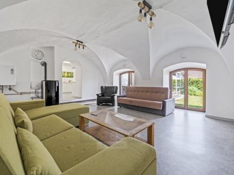Pronájem bytu 3+1, Vrábče - Slavče, 100 m2