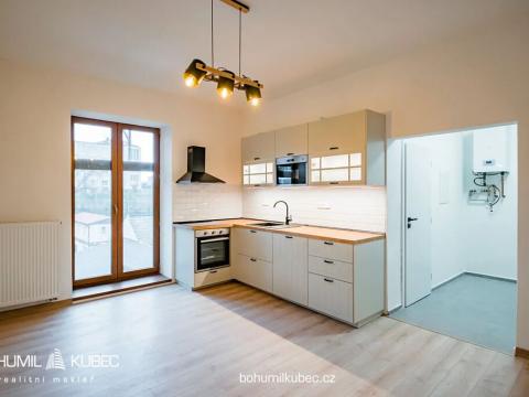 Pronájem bytu 2+kk, Tábor, Třebízského, 50 m2