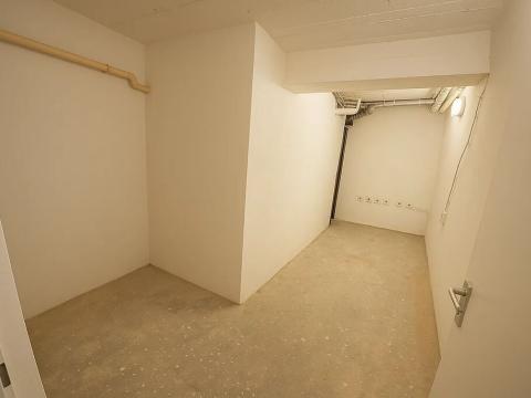 Pronájem - jiné, Praha - Vršovice, Karpatská, 7 m2