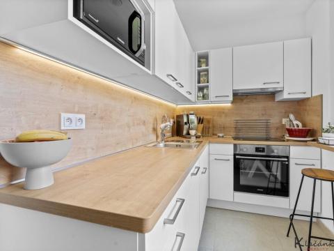 Prodej bytu 3+1, Zlín - Malenovice, třída Svobody, 68 m2