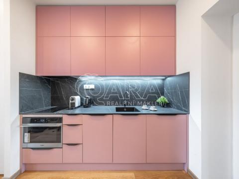 Pronájem bytu 1+kk, Praha - Žižkov, Milíčova, 33 m2