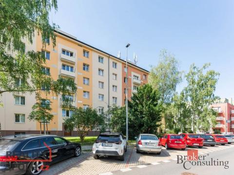 Prodej bytu 2+1, Praha - Hloubětín, Zelenečská, 54 m2