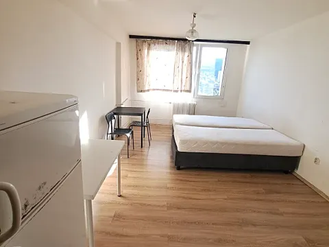 Pronájem bytu 1+kk, Praha - Radotín, Vrážská, 28 m2