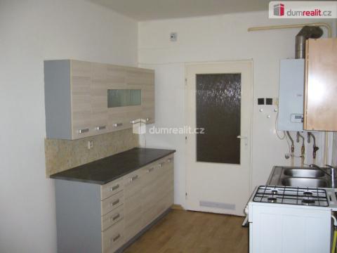 Pronájem bytu 2+1, Děčín - Děčín IV-Podmokly, Revoluční nám., 54 m2