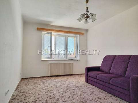 Pronájem bytu 2+1, Třeboň - Třeboň II, Táboritská, 62 m2