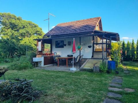 Prodej chaty, Hradec Králové - Plácky, Zahrádkářská osada U Labe, 21 m2