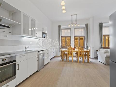 Pronájem bytu 4+kk, Praha, Kateřinská, 120 m2