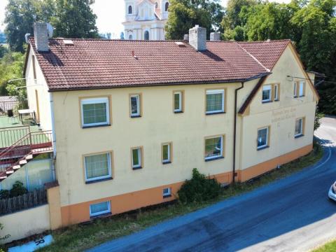 Pronájem pokoje, Zborovy, 120 m2