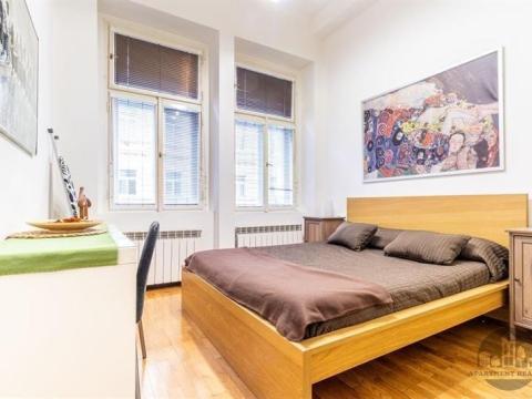 Pronájem bytu 2+kk, Praha - Žižkov, Blahníkova, 37 m2